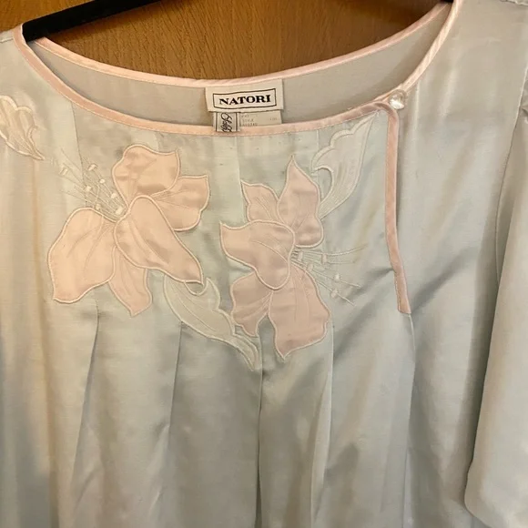 Vintage NATORI SFA - Long Satin Nightgown Sz. SM. - Picture 1 of 7